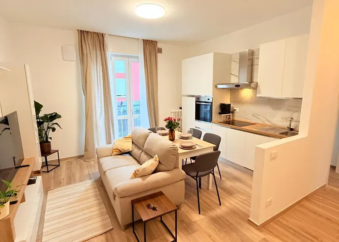 La Casa Di Sebastian דירה קומו